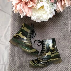 Dirty Laundry rubber camo camouflage rain boot